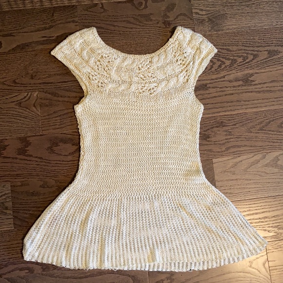 MYSTREE cream woven sleeveless peplum sweater.  Large. - Picture 6 of 9